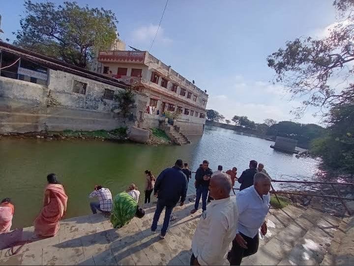 Gopi Dwarka - local taxi round trip destination